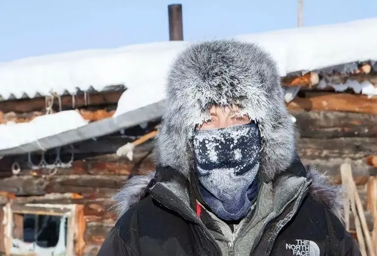 最低气温可达﹣71.2℃，比北极还冷的村庄，为何村民还不搬走？