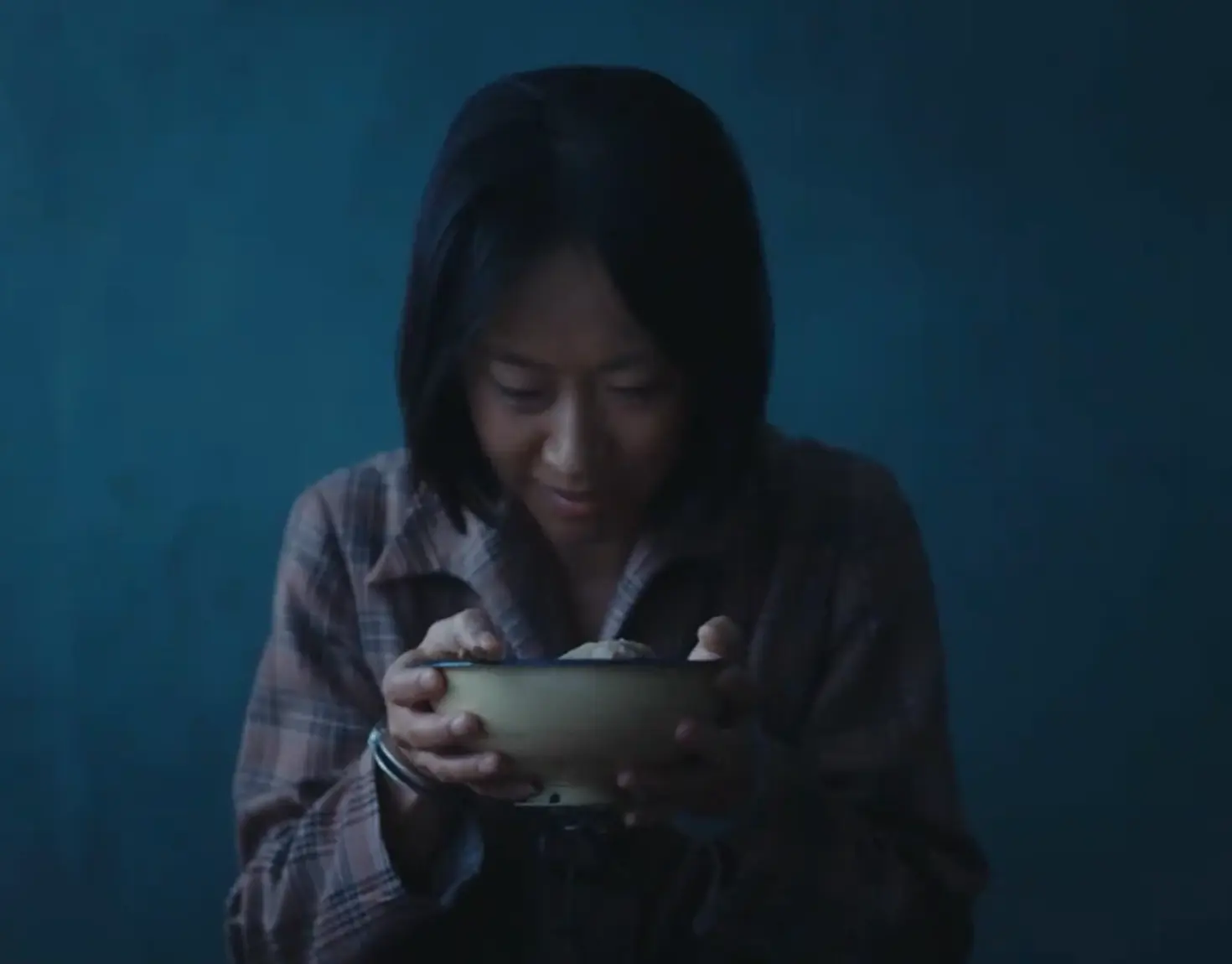央视《重器》全员演技过关，唯有一个戏混子，演技太烂让人出戏！