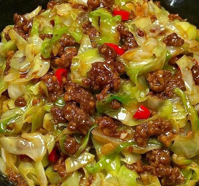 人到中年别心疼钱，多吃6种碱性菜，头发乌黑，远离口臭，气色好