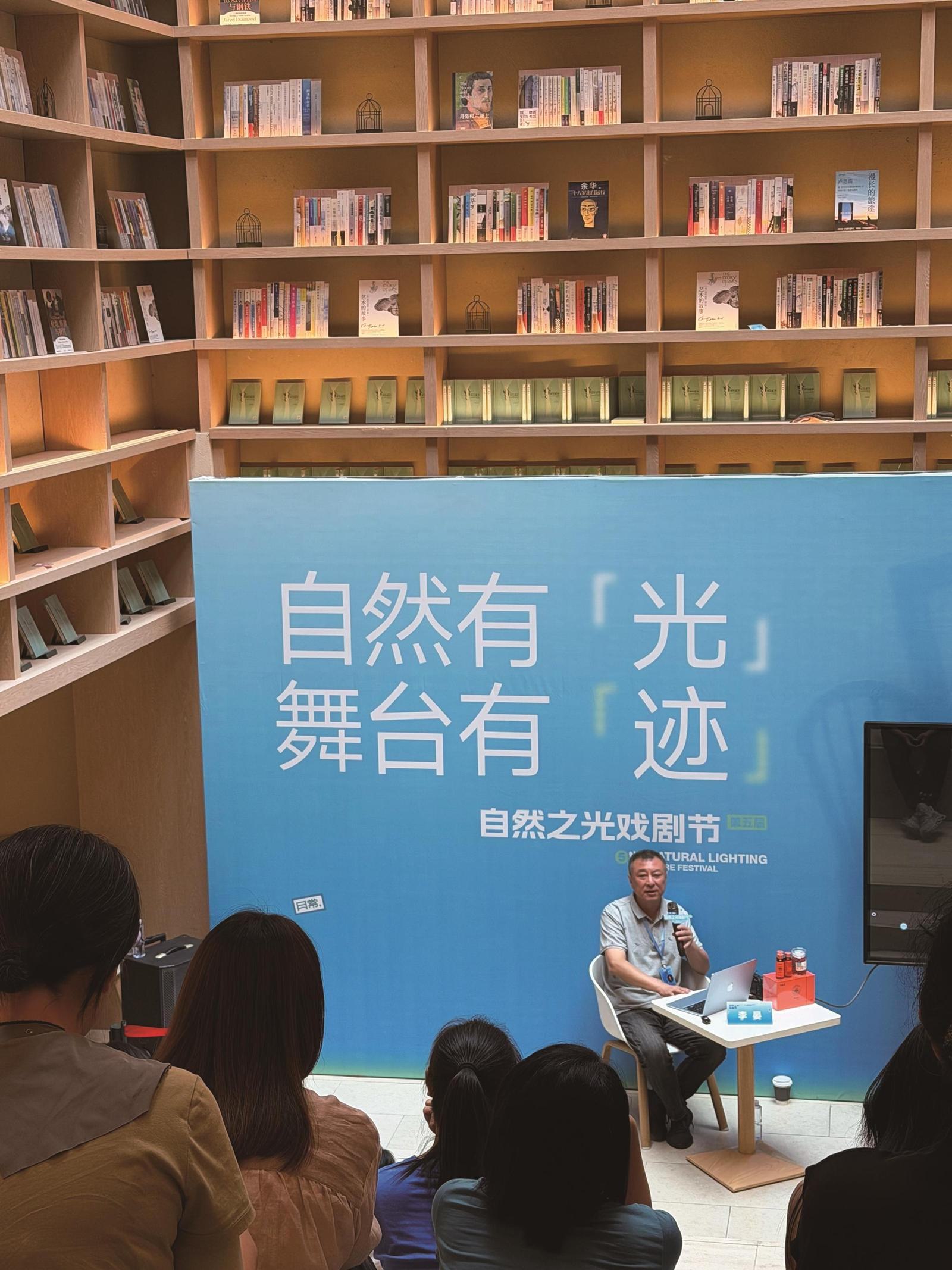 这场戏剧之约照亮平凡日常