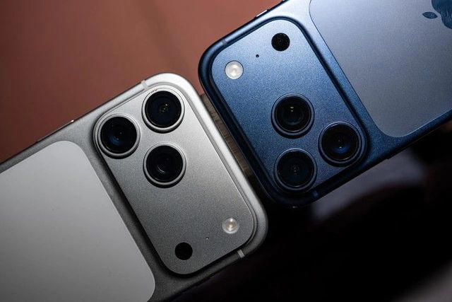 折叠 iPhone 最全爆料汇总：用过的都说好，但有两个大缺点