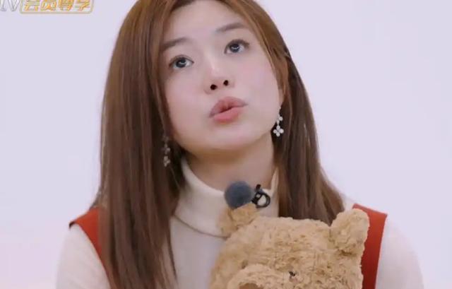 陈妍希离婚后首曝：生命中最重要的人不是陈晓，是管账十几年的她