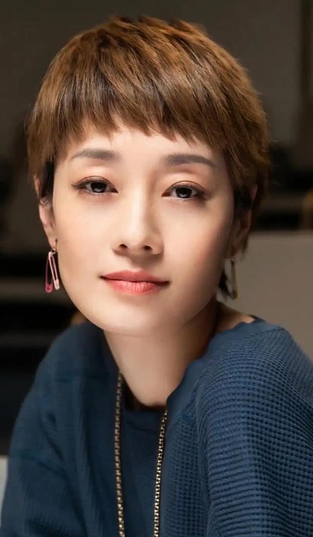 离婚7年，马伊琍从前半生到最高职称，婚姻七年竟靠彼此成就
