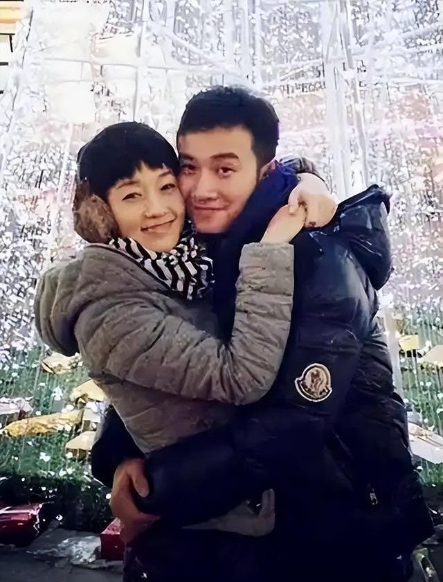离婚7年，马伊琍从前半生到最高职称，婚姻七年竟靠彼此成就