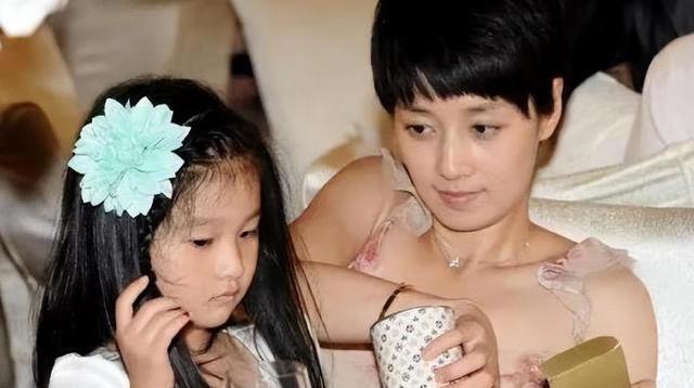离婚7年，马伊琍从前半生到最高职称，婚姻七年竟靠彼此成就