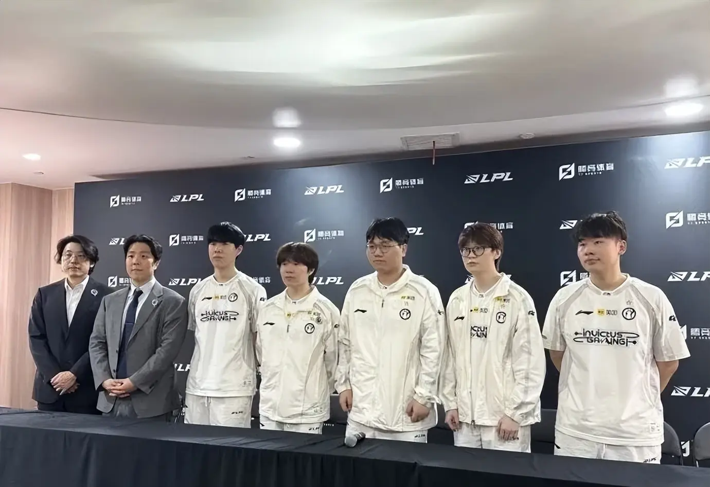 elk-wbg-xiaohu-ig