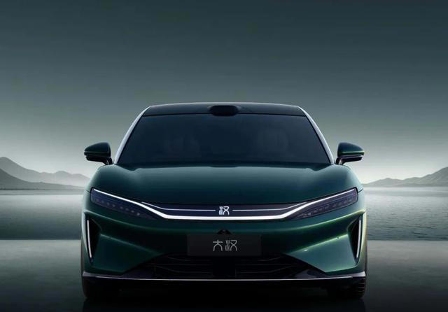 大汉与汉EV：只是尺寸不同，还是级别代差?