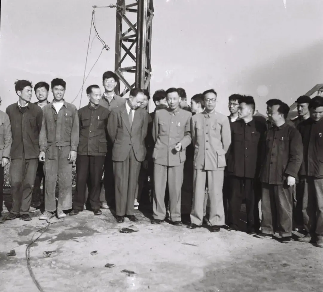 王希季逝世，51年前定型的返回技术，为何至今仍是航天员保底手段