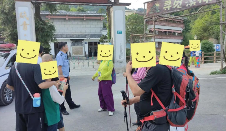 别拿安全赌风景：36人擅闯未开发山林迷路，连夜搜救全员平安