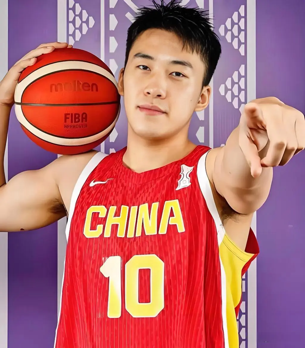 男篮世预赛失利无缘世界杯，一连串的损失太大了!