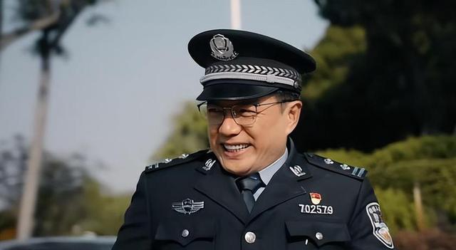 同样是“特警”，看了阿如那和段奕宏后，才明白什么是教科书演技