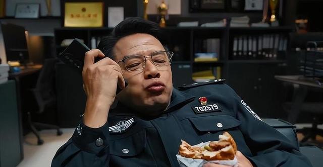 同样是“特警”，看了阿如那和段奕宏后，才明白什么是教科书演技