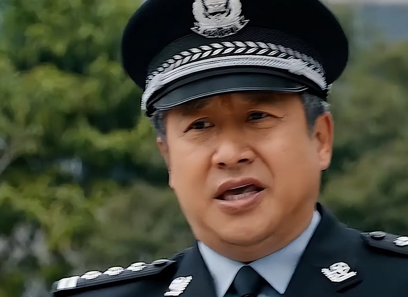 央视首播：四天口碑跌破6分：几个老戏骨片约不断，却演啥毁啥