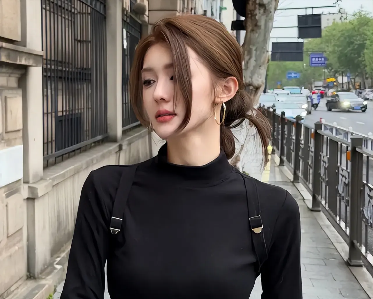 赵露思不进组拍戏，摇身一变成“监制”，选四个女主拍摄自己的剧