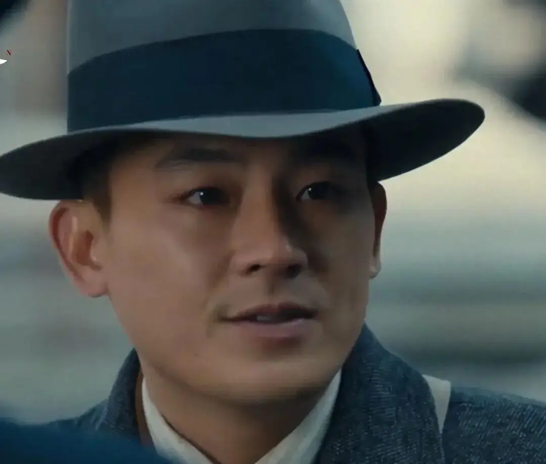 《醒来》开播即爆收视破2：最狠的刀，来自你跪着拜师的那个人