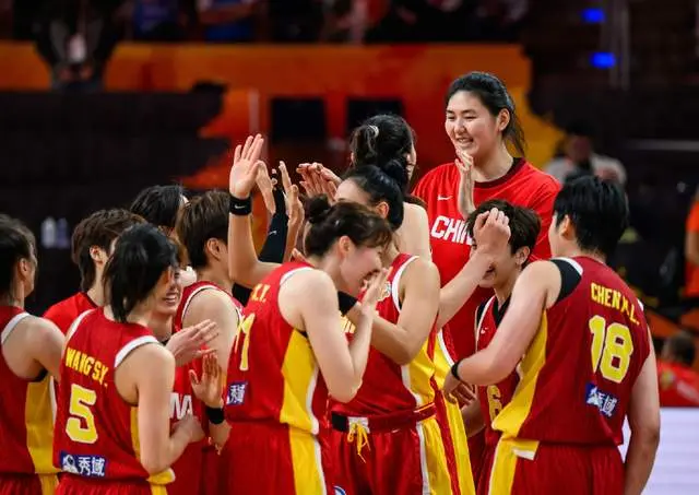 今晚23:45!中国女篮PK波多黎各，优势碾压，宫鲁鸣率队冲8强稳了