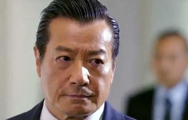 78岁港星石修听力仅剩六成!儿子陈宇琛爆料：父亲一度抗拒戴助听器