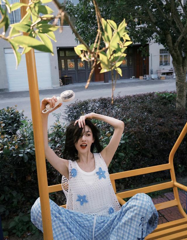 28岁宋祖儿晒多套私服！基础款也能玩转百样日常少女感