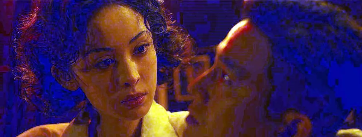 《醒来》沈克希两次暴露身份不撤离，国产谍战剧的老毛病又犯了，收视破2！赵宝刚携顶配阵容新剧开播即爆超吸睛