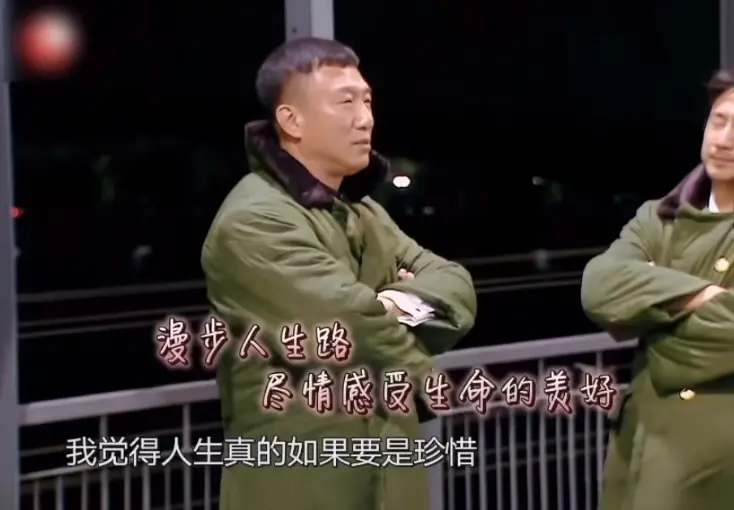 钱多有什么用？56岁带呼吸机的黄磊再传“噩耗”，蘑菇屋终成遗憾
