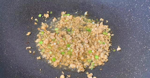 秋天，吃十斤牛肉羊肉不如吃一两它，一健脾，二祛脂，三强免疫！