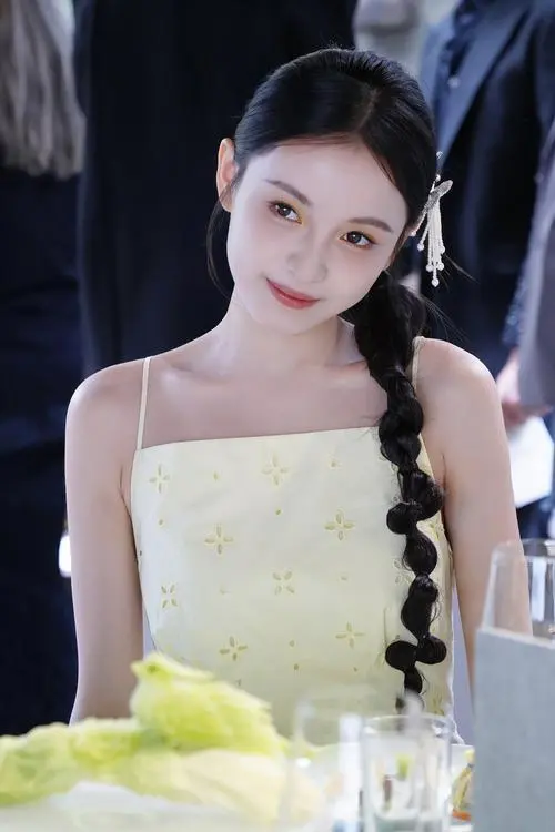 《无可替代》8位美女颜值排名，林小宅第3，赵今麦第2，第1气质佳