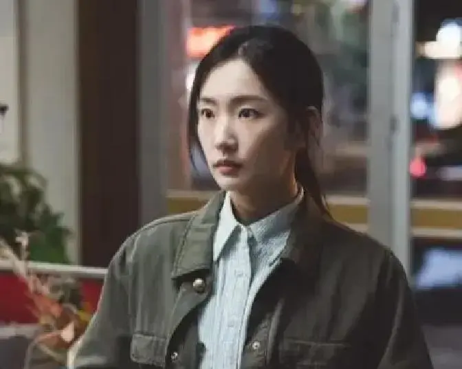 《交锋》直到卧底被揪出，观众才懂，原来锦兰一直刻意伪装！