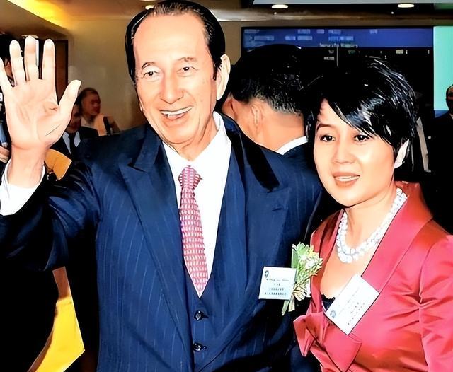 何鸿燊78岁生女儿，四太一句闲谈透露出身体惊人状态