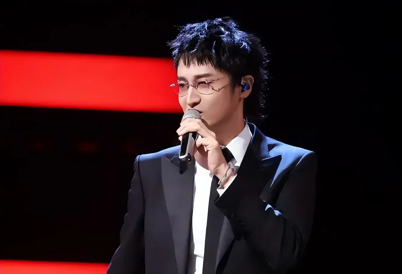 《披哥6》输赢已成定局! 姚琛后程发力，曾辉咖位提升，曹骏打烂一手好牌