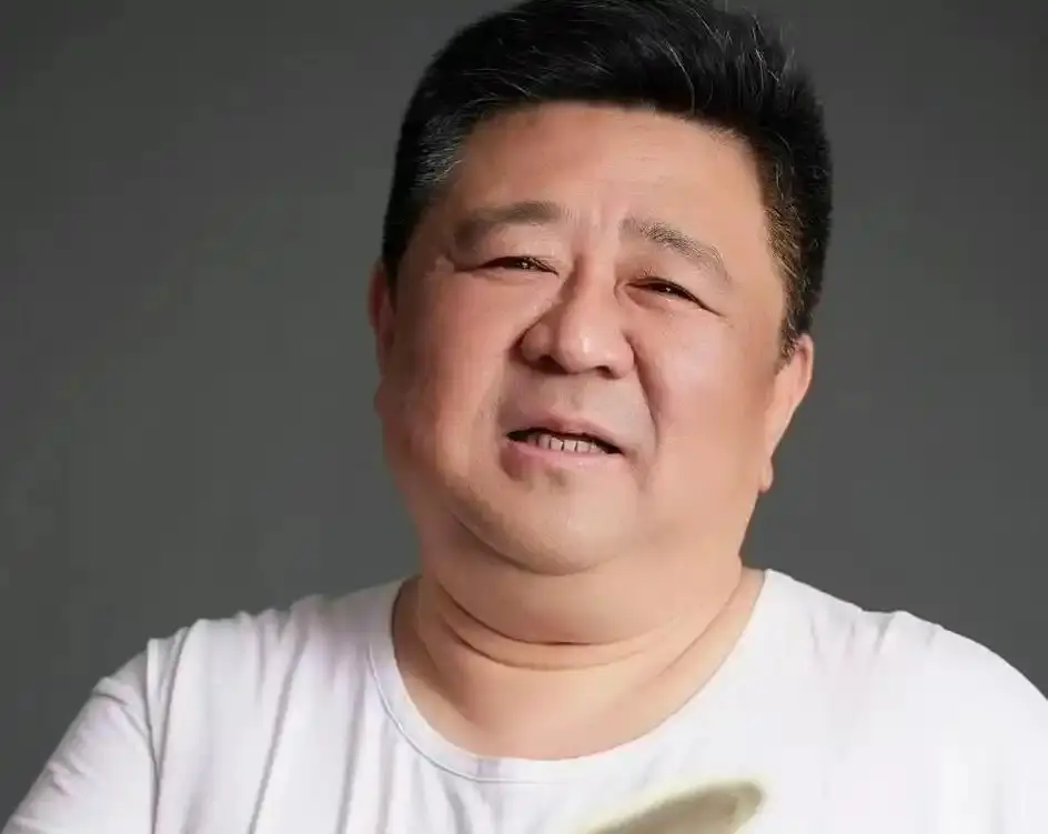 一级演员200斤被女神倒追，却无戏可拍，后凭“狄仁杰”而红