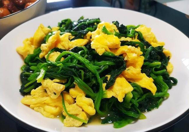 4种一吃就“拉屎”的蔬菜！秋天要多吃，便便顺了，肠道也舒服了