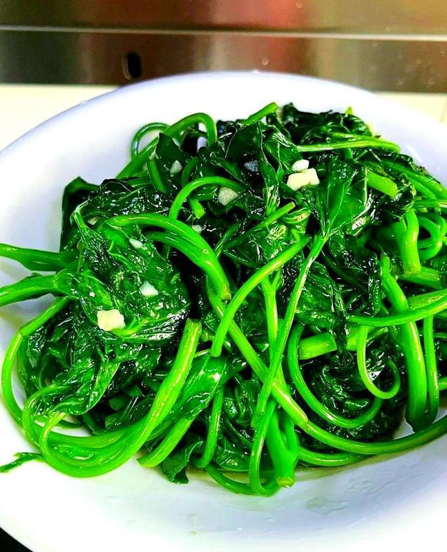4种一吃就“拉屎”的蔬菜！秋天要多吃，便便顺了，肠道也舒服了