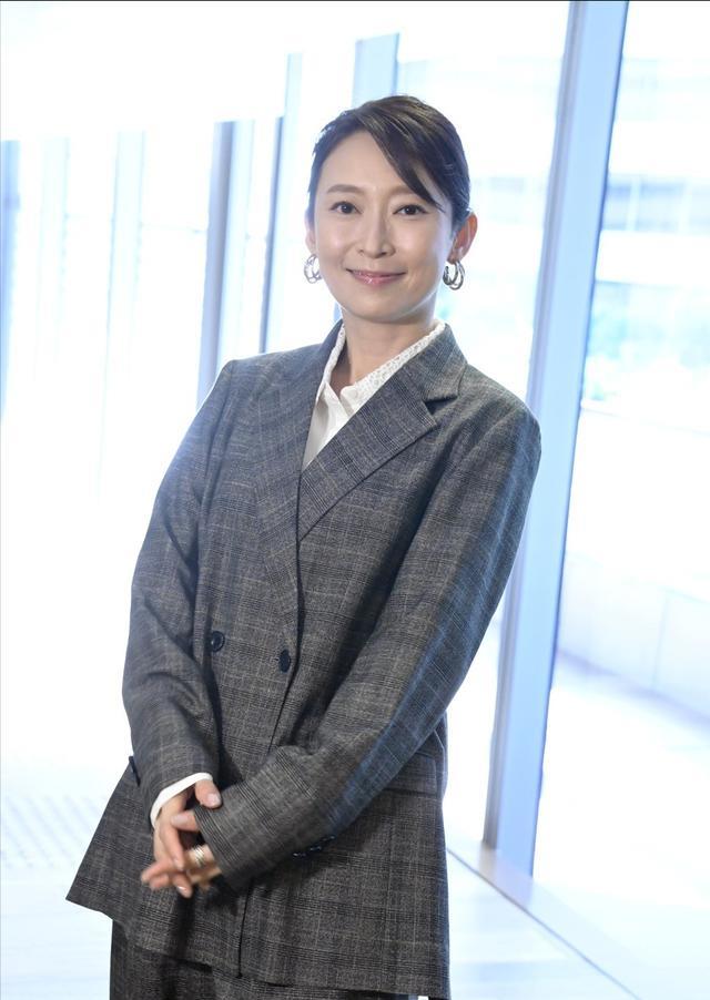 香港女星自曝曾是重度恋爱脑，已单身超过十年，47岁仍渴望爱情
