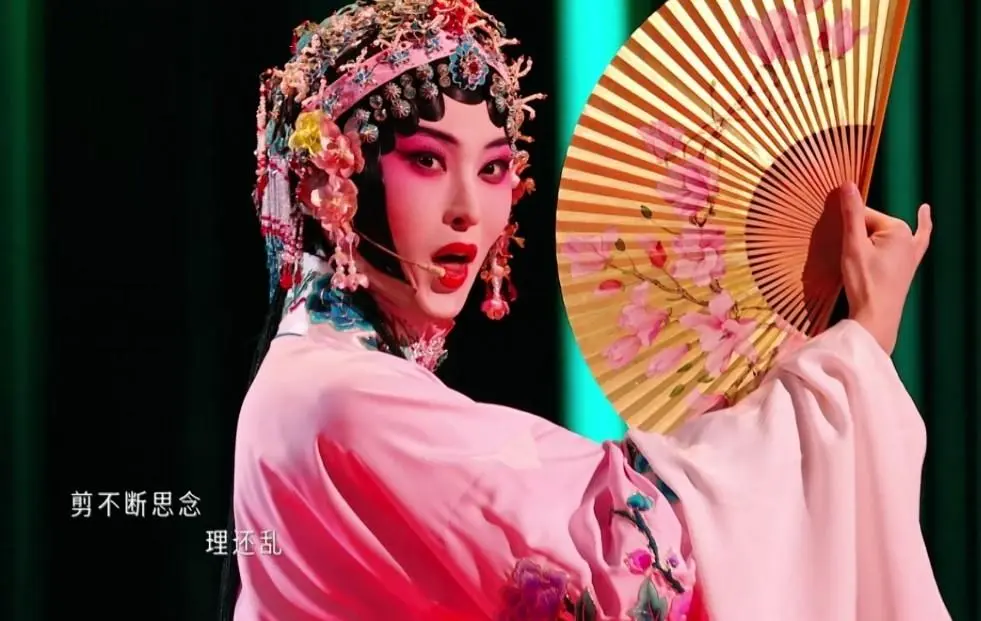 《披哥6》总决赛成团人员出炉，观众：该成团的没成团，不该成团的却成了