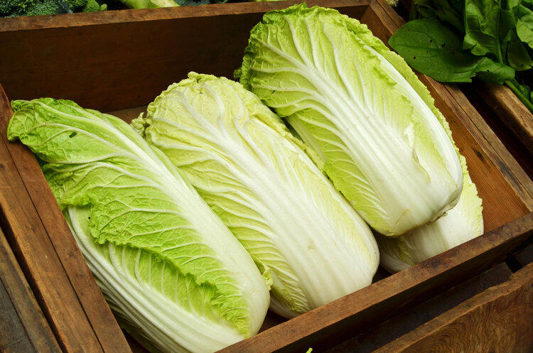  3种蔬菜已被列入“致癌清单”，可信吗？想防癌，4种食物最好少吃 